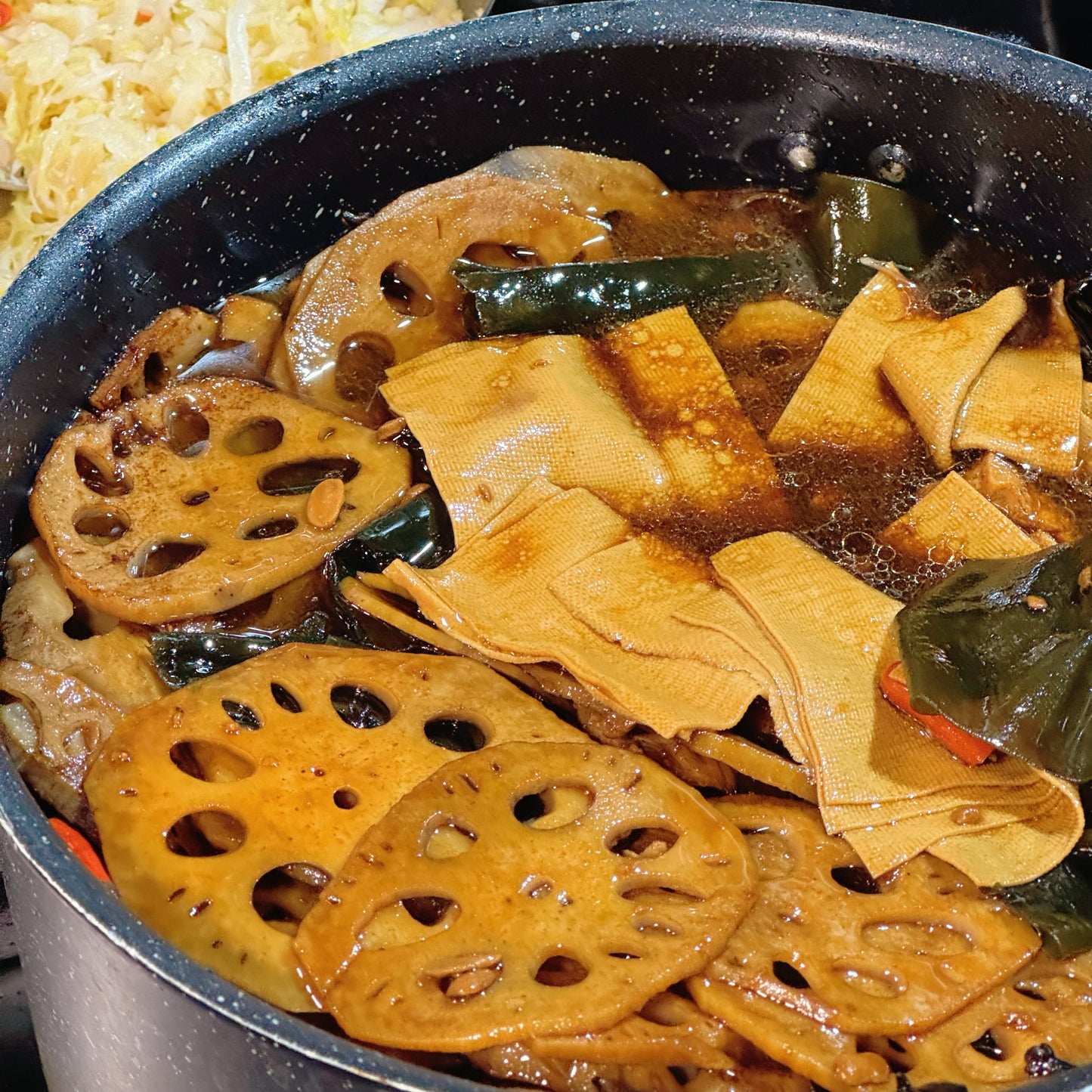 Spicy Braised Vegetable 素菜辣卤 (200g)