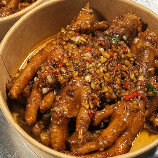 Spicy Garlic Chicken Feet 蒜香香辣鸡爪爪 (250g)